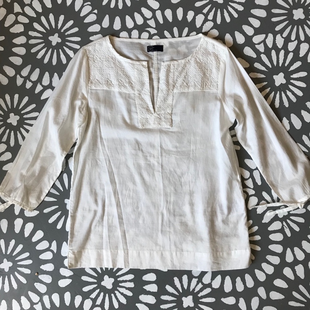 White Cotton M Embroidery Pullover Blouse